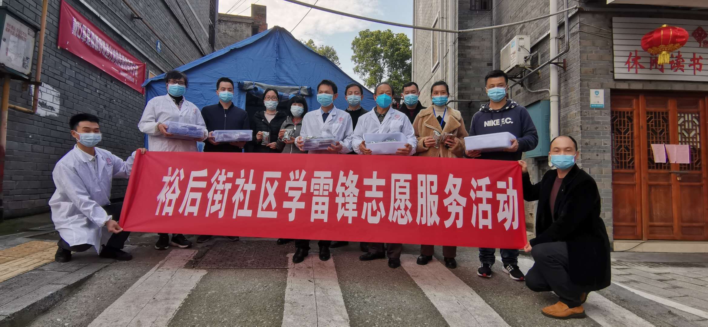 集体合影.jpg